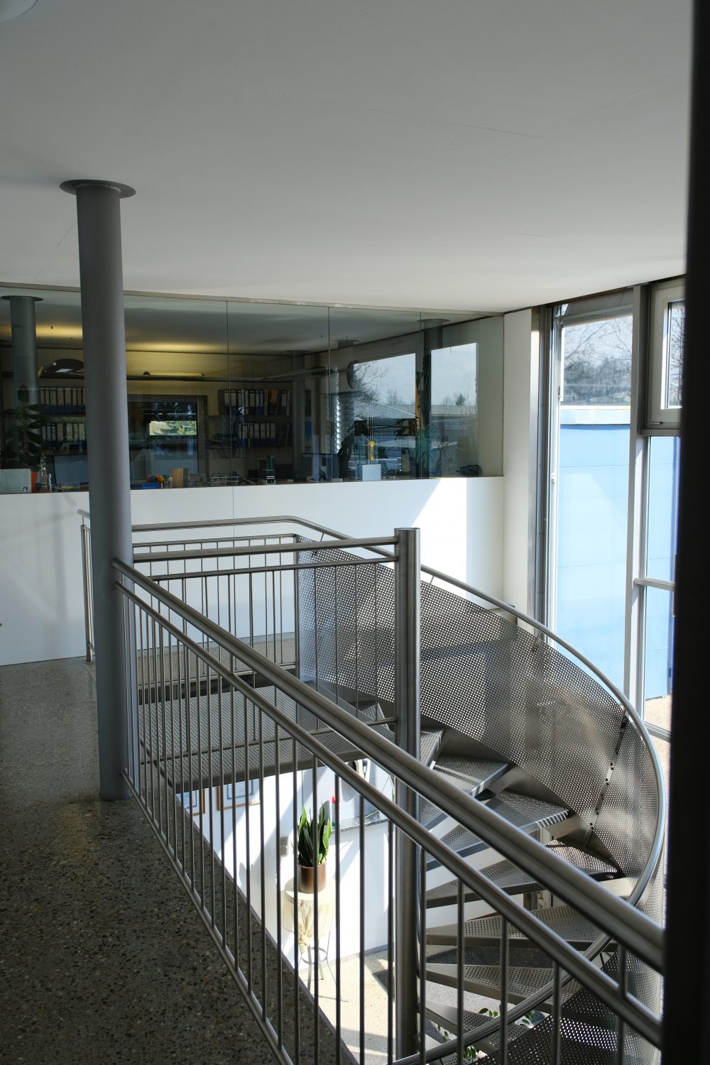 Edelstahlwendeltreppe, Maßanfertigung